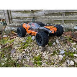 DF models RC auto DirtFighter TR RTR Truck 4WD 1:10 RTR + sleva 300,- na příslušenství