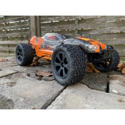 DF models RC auto DirtFighter TR RTR Truck 4WD 1:10 RTR + sleva 300,- na příslušenství