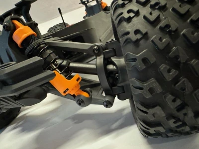 DF models RC auto Z-10 Competition Truggy BL brushless RTR 1:10 XL + sleva 1000,- na příslušenství