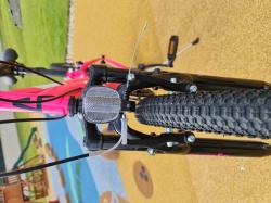 Dino Aurelia 24 růžové juniorské sportovní kolo + reflexní sada