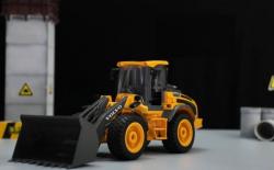DOUBLE E RC Nakladač Volvo L50H 1:16