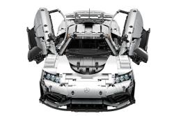 Double Eagle AMG One - stavebnice z kostek