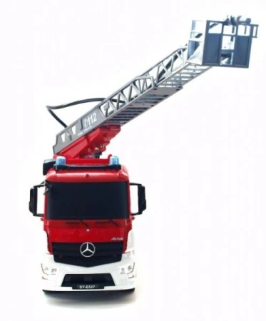 Double Eagle Hasacie auto Mercedes Arocs s opravdivým vodným delom 2,4GHz