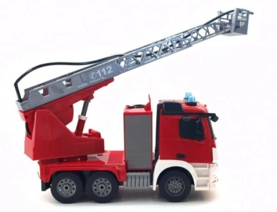Double Eagle Hasacie auto Mercedes Arocs s opravdivým vodným delom 2,4GHz