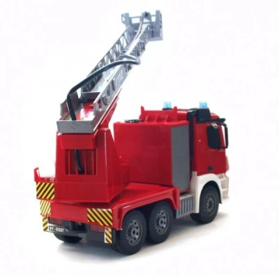 Double Eagle Hasacie auto Mercedes Arocs s opravdivým vodným delom 2,4GHz