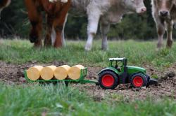 Double Eagle Traktor na dálkové ovládání 1:16 2.4GHz