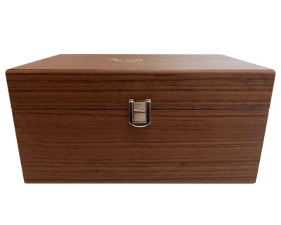 Drevene-Sachy.cz Drevene Sachy.cz Luxusní box na šachy Judit Polgár