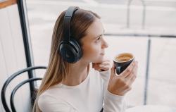 Edifier Bezdrátová sluchátka WH700NB Pro, ANC (černá)