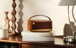 Edifier Přenosný reproduktor Bluetooth MP330 (hnědý)