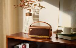 Edifier Přenosný reproduktor Bluetooth MP330 (hnědý)