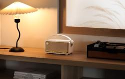 Edifier Přenosný reproduktor Bluetooth MP330 (slonová kost)