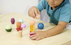 Eichhorn DŘEVO Montessori stohovací bloky stavebnice 16 dílků