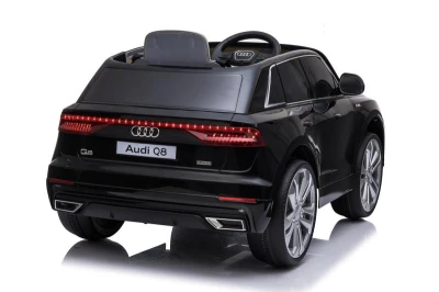 ELJET Audi Q8 černé dětské elektrické auto