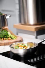 ELO 24216 Profi Cuisine Hrnec Ø 16 cm, 1,9 l, nerezový