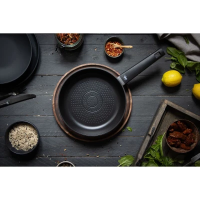 ELO Smart Wave černá pánev průměr 24 cm