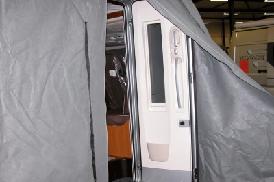 Eurotrail Ochranná plachta na obytné auto 650-700 cm šedá