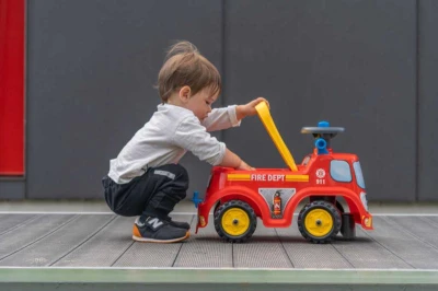 Falk Baby odrážadlo auto hasiči odrážadlo s klaksónom otváracie sedátko