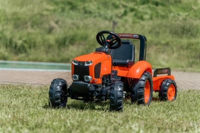 Falk Šlapací traktor 2060AB Kubota M6 s vlečkou