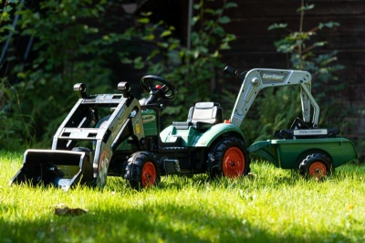 Falk Šlapací traktor Vintage 2054N se lžící, bagrem a přívěsem, zelený