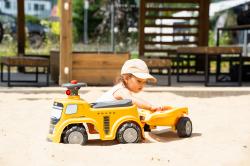 Falk Traktor volvo FMX s volantem, klaksonem a přívěsem