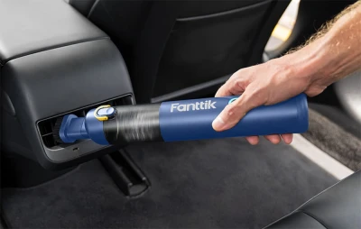 Fanttik Akumulátorový přenosný vysavač do auta V8 Apex (modrý)