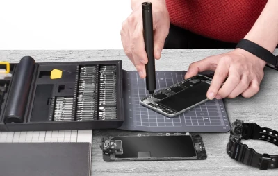 Fanttik E1 NEX Workstation tmavě šedý elektrický šroubovák se sadou bitů
