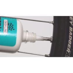 Finish Line FiberLink Tubeless Sealant: Pro Latex 8oz/240ml dávkovač