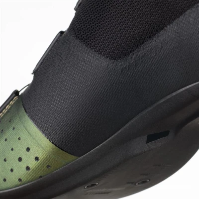 Fizik Overcurve R4 Iridescen