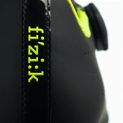 Fizik Overcurve R5 cyklistické tretry + sleva 400,- na příslušenství