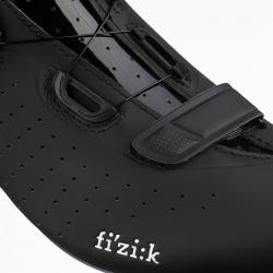 Fizik Overcurve R5 cyklistické tretry + sleva 400,- na příslušenství