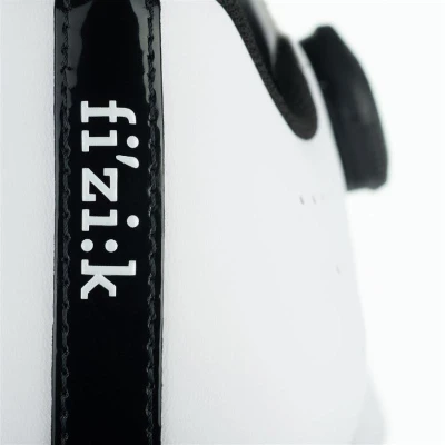 Fizik Overcurve R5 cyklistické tretry + sleva 400,- na příslušenství