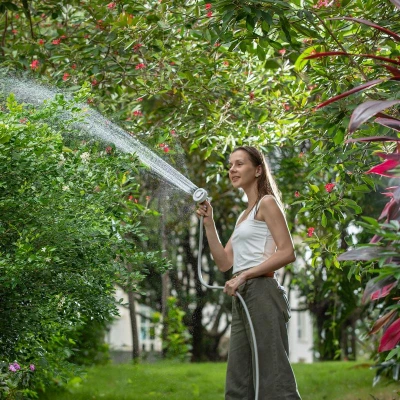 Flextail Bateriová outdoorová sprcha MAX Shower v pouzdře