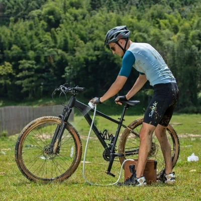 Flextail Bateriová outdoorová sprcha MAX Shower v pouzdře (VÝPRODEJ)