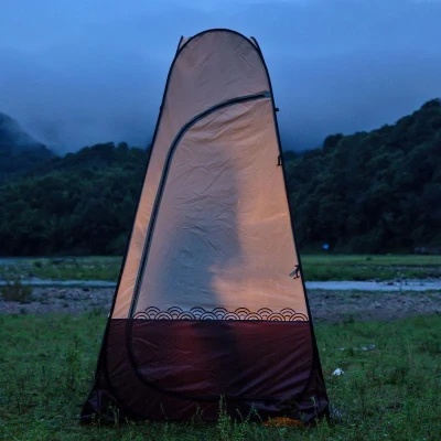 Flextail Bateriová outdoorová sprcha MAX Shower v pouzdře (VÝPRODEJ)