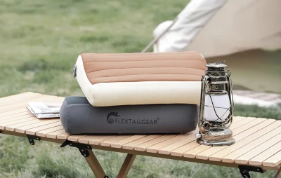 Flextail Zero Pillow hnědý nafukovací cestovní polštář
