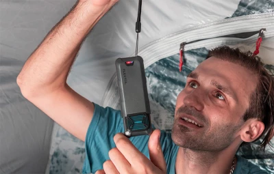 Flextail Max Repel S šedý přenosný odpuzovač komárů 2 v 1