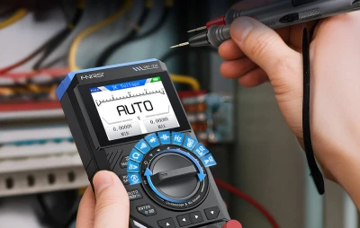 Fnirsi DST-210 SigGen černo-modrý 3 v 1 ruční digitální multimetr s osciloskopem