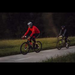 Force ASCENT černo-šedo-červené cyklokraťasy se šráky a vložkou