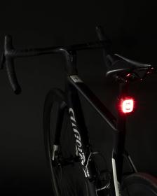 Force Blikačka zadná FLEA 70 LM, 1 LED, USB