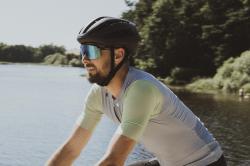 Force EPIC černé,modré fotochromatické sklo - cyklistické brýle