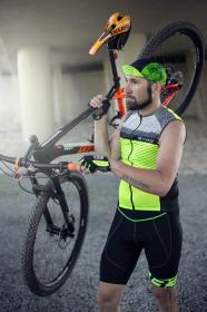 Force Čepička s kšiltem CORE letní černo-fluo