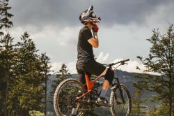 Force DOWNHILL šedo-černé cyklistické tretry POUZE EU 41 (VÝPRODEJ)