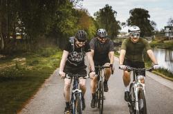 Force CITY čierno-sivý cyklistický dres