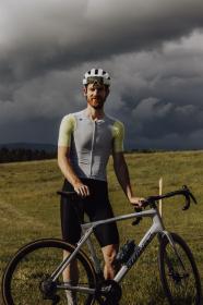 Force LIMIT šedo-limetkový cyklodres - kr. rukáv