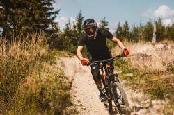 Force MTB MOUNT čierny cyklodres krátky rukáv