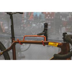 Force Držiak bicykla WALLIE na stenu pod rám skladací, čierny