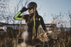 Force FROST čierno-fluo dámska softshell cyklobunda