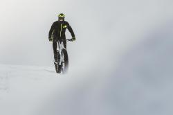 Force FROST čierno-fluo pánska softshell cyklobunda