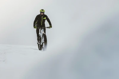 Force FROST černo-fluo pánská softshell cyklobunda