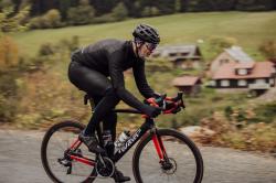 Force EXTREME čierne zimné cyklokalhoty s vložkou + šatka Kilpi